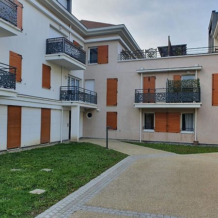 Appartement Cormeilles ภายนอก รูปภาพ